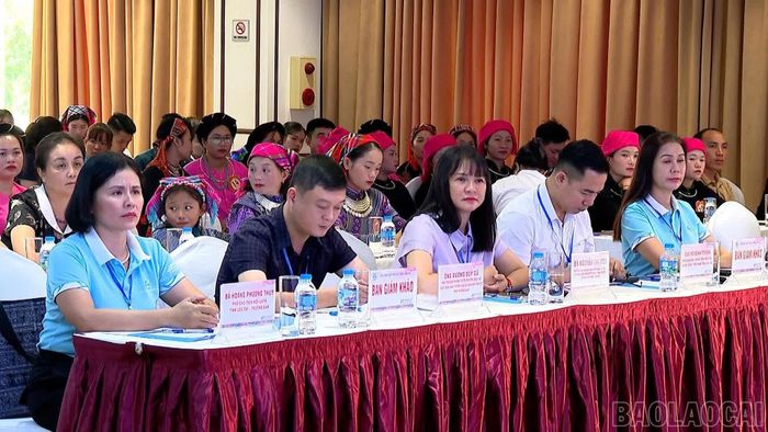 Đại biểu tham dự hội thi.