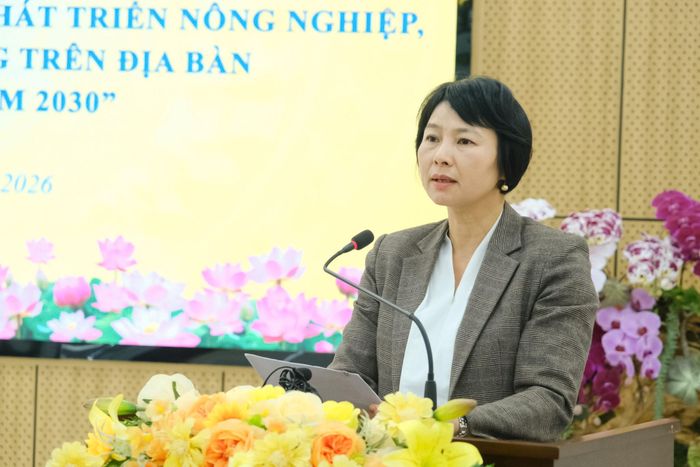 Phó Bí thư Tỉnh ủy, Chủ tịch Ủy ban MTTQ Việt Nam tỉnh Lâm Đồng Phạm Thị Phúc phát biểu kết luận hội nghị