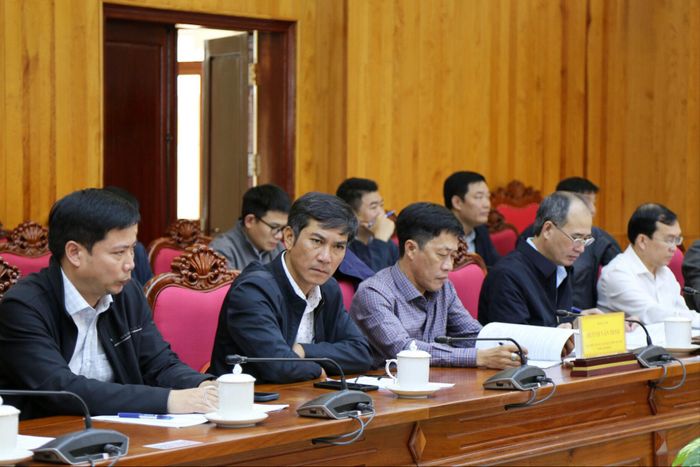 Lãnh đạo các ban QLDA tham dự buổi làm việc