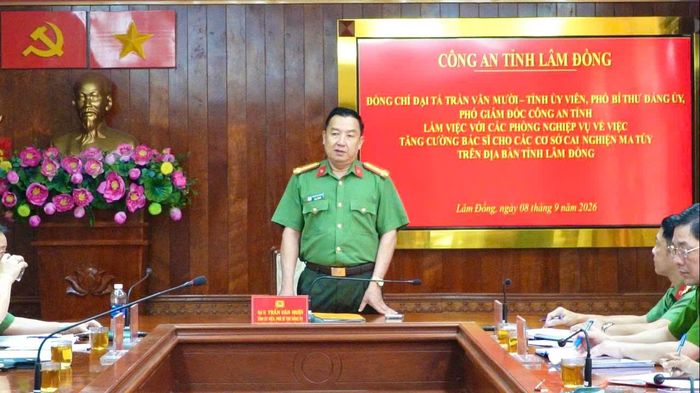 Đại tá Trần Văn Mười, Phó Giám đốc Công an tỉnh phát biểu kết luận buổi làm việc