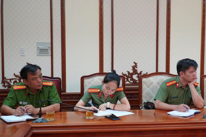 Đại diện các đơn vị tham dự buổi làm việc
