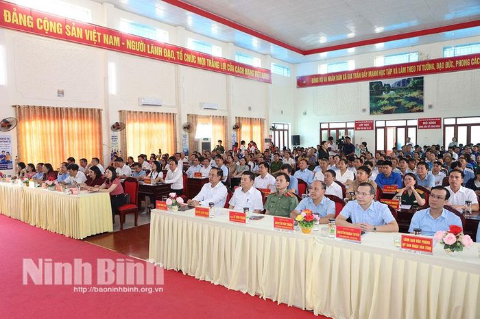 Các đại biểu dự hội nghị.