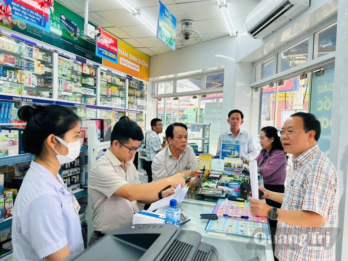 Sở Y tế phối hợp với các sở, ngành liên quan tăng cường kiểm tra định kỳ và đột xuất các cơ sở khám, chữa bệnh - Ảnh: N.H