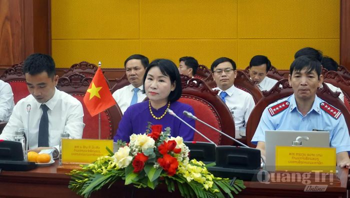 Đồng chí Phạm Thị Minh Huệ, Ủy viên Ban Thường vụ, Chủ nhiệm UBKT Tỉnh ủy trao đổi tại hội đàm - Ảnh: N.M