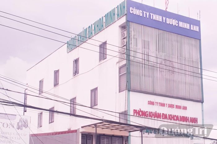 Một trong các phòng khám đa khoa qua thanh tra có nhiều công việc chưa thực hiện đúng quy định liên quan đến khám, chữa bệnh - Ảnh: B.T