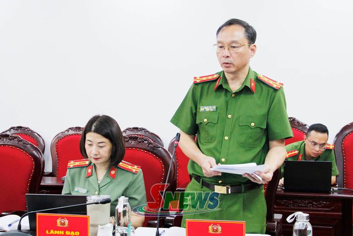 Lãnh đạo Phòng Cảnh sát PCCC và CNCH, Công an tỉnh phát biểu tại Hội nghị.