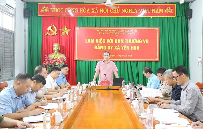 Đồng chí Trần Mạnh Lợi, Ủy viên Ban Thường vụ Tỉnh ủy, Trưởng ban Tuyên giáo Tỉnh ủy phát biểu chỉ đạo tại buổi làm việc.