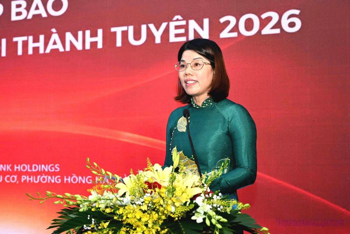 Bà Nguyễn Thị Hoài, Phó giám đốc Sở Văn hóa, Thể thao và Du lịch tỉnh Tuyên Quang thông tin về công tác chuẩn bị cho Lễ hội.