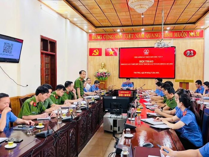 Các đại biểu tham gia đóng góp ý kiến tại Hội thảo