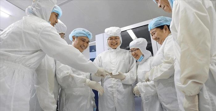 Các nhà khoa học tại Đại học Quốc gia thành phố Hồ Chí Minh tiêu biểu trong học và làm theo Bác, đi đầu nghiên cứu và ứng dụng công nghệ nano Ảnh: vietnam.vnanet.vn