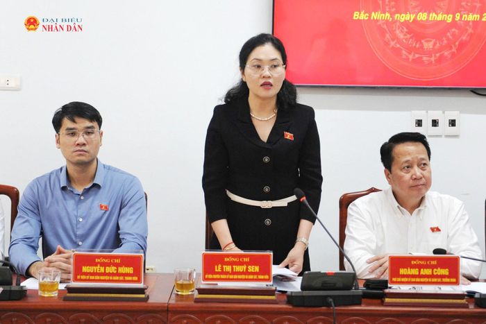 ĐBQH hoạt động chuyên trách tại Ủy ban Dân nguyện và Giám sát Lê Thị Thúy Sen phát biểu tại buổi làm việc
