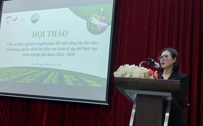 Bà Nguyễn Thị Hoàng Yến, Phó Cục trưởng Cục Kinh tế hợp tác và Phát triển nông thôn (BộNN&MT)