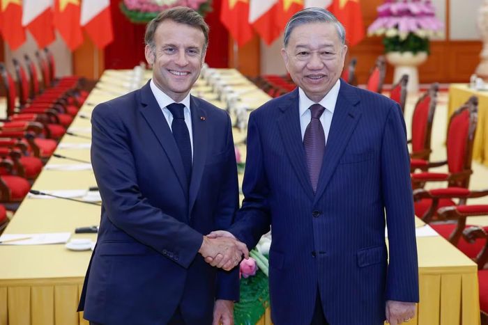 Tổng Bí thư Tô Lâm (nay là Tổng Bí thư, Chủ tịch nước) tiếp Tổng thống Pháp Emmanuel Macron tại trụ sở Trung ương Đảng tháng 5/2025.