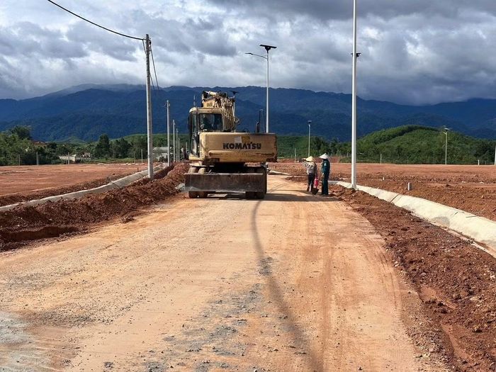 Dự án tái định cư cho bà con đồng bào dân tộc thiểu số bị ảnh hưởng bởi thiên tai, hộ nghèo được đầu tư khang trang.