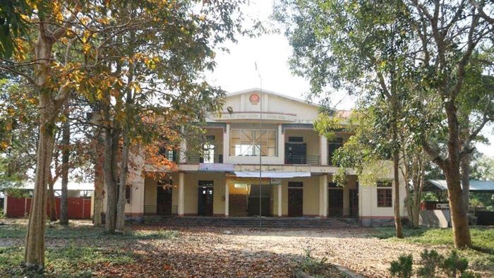 Nghệ An vẫn còn hàng trăm trụ sở nhà đất dôi dư sau sáp nhập chưa có phương án xử lý.