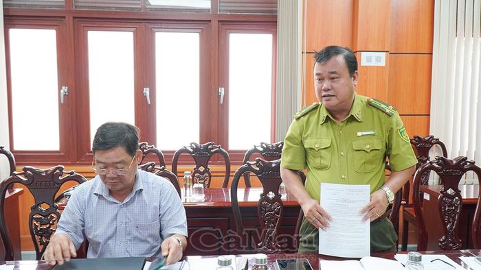 Đại biểu tập trung thảo luận, đề xuất các giải pháp ứng phó với nguy cơ hạn hán, thiếu nước và xâm nhập mặn vùng nội đồng.