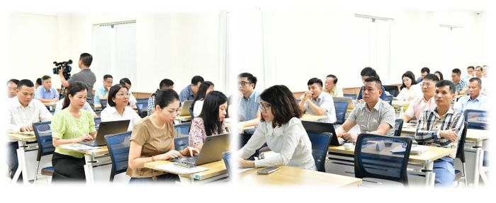 Các học viên tham dự lớp học. Ảnh: N.LY