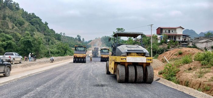 Việc triển khai vận hành Hệ thống theo dõi thông tin chỉ đạo, điều hành của Bộ Xây dựng giúp cảnh báo sớm, hạn chế tình trạng chậm, muộn trong ngành xây dựng. Ảnh: P.Hiến