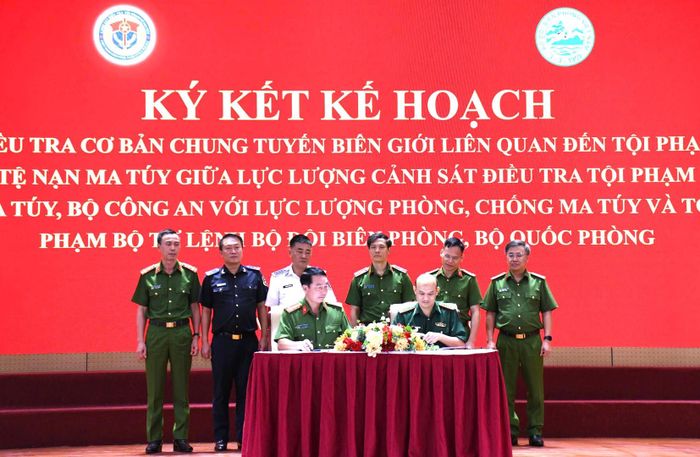 Cục Cảnh sát điều tra tội phạm về ma túy, Bộ Công an và Cục Phòng, chống ma túy và tội phạm, Bộ Tư lệnh Bộ đội Biên phòng ký quy chế phối hợp về phòng, chống ma túy.