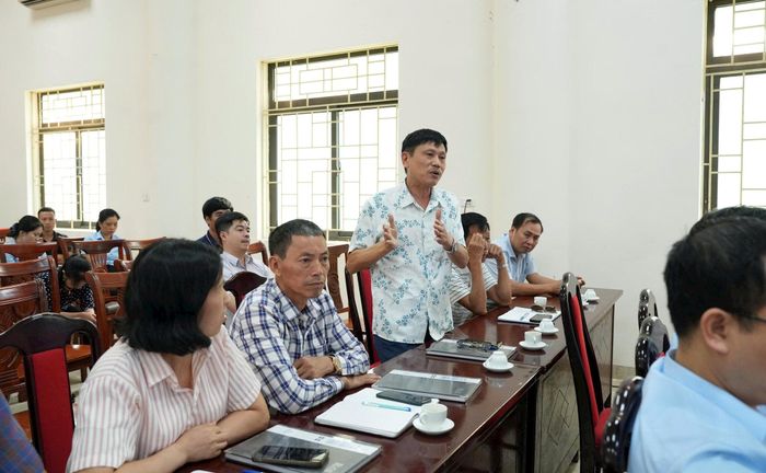Mỗi ý kiến của người dân xã Bát Tràng đều được tiếp nhận, tổng hợp đầy đủ, khách quan. Ảnh: Phương Lộc