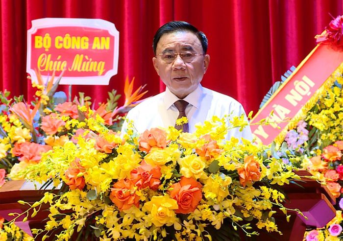 Thường trực Ban Bí thư Trần Cẩm Tú phát biểu tại Lễ khai giảng. Ảnh: Chí Kiên
