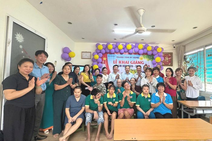Niềm vui và sự gắn kết ở Trung tâm Hy vọng. Ảnh: Mai Hoa