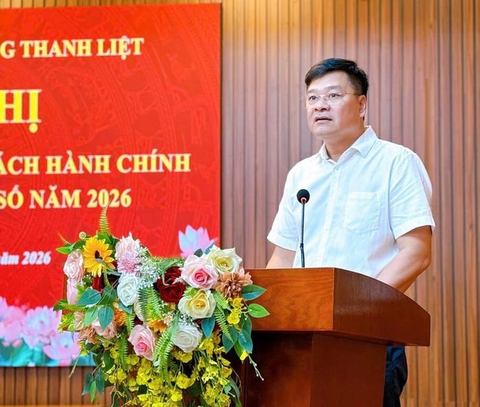 Phó Chủ tịch phường Nguyễn Anh Tuấn phát biểu khai mạc hội nghị. Ảnh: PV