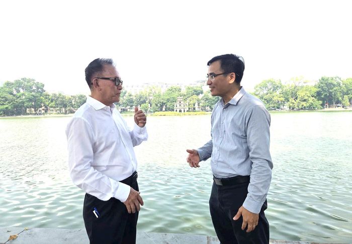 Kiến trúc sư Hồ Thiệu Trị, đại diện đơn vị tư vấn trả lời phỏng vấn. Ảnh: Võ Hải