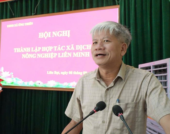 Phó Chủ tịch UBND xã Ứng Thiên Nguyễn Anh Tuấn phát biểu. Ảnh: Lê Hoa
