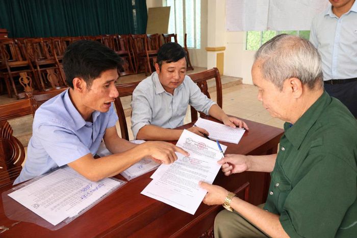 Phần lớn người dân Mê Linh đồng thuận với nội dung điều chỉnh quy hoạch và phương án tuyến. Ảnh: PV