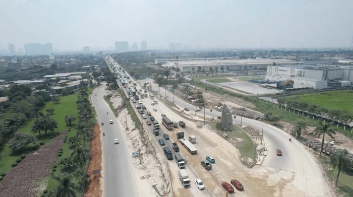 Khu vực đang được triển khai dự án trạm cân tự động trên cầu Thăng Long. Ảnh: Phạm Công
