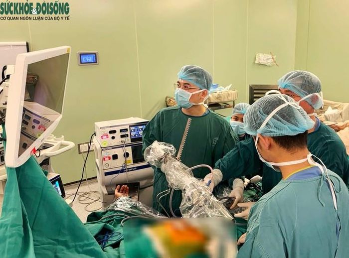 Hệ thống thiết bị y tế được đầu tư, vận hành tại Bệnh viện Bạch Mai.