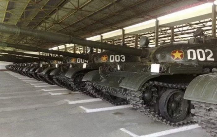 T-62 vì thế không đơn thuần là một mẫu xe tăng mới được bổ sung vào danh mục trang bị. Nó phản ánh yêu cầu hiện đại hóa lực lượng Tăng thiết giáp Việt Nam trong giai đoạn sau năm 1975, khi nhiệm vụ bảo vệ Tổ quốc đặt ra những yêu cầu mới về hỏa lực, cơ động và khả năng chiến đấu của xe tăng.