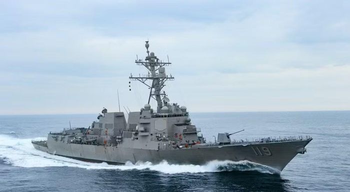 Đây không phải lần đầu Mỹ tấn công tàu chở dầu Iran trong những ngày gần đây. Washington cuối tuần trước cũng tập kích 3 tàu của Tehran sau khi IRGC phóng tên lửa nhằm vào một tàu sân bay và một khu trục hạm Mỹ.