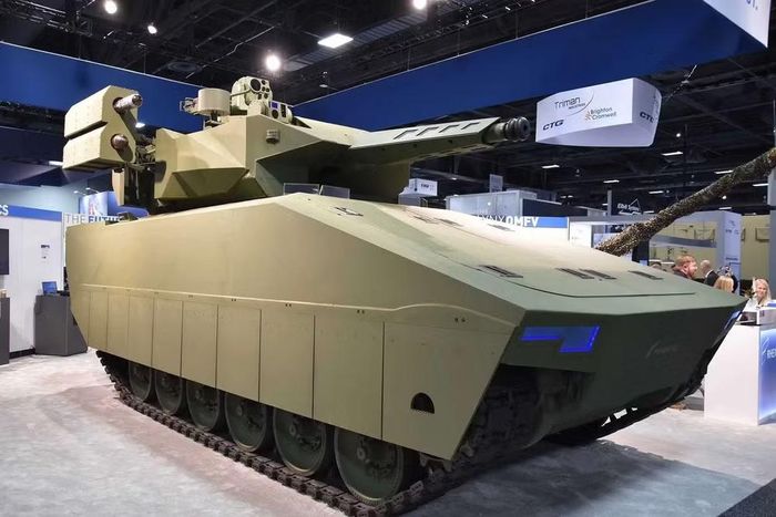 XM30 Wolf là một sản phẩm phát triển mới, có thể dựa một phần trên các giải pháp hiện có dành cho xe chiến đấu bộ binh ASCOD của châu Âu từ General Dynamics European Land Systems.