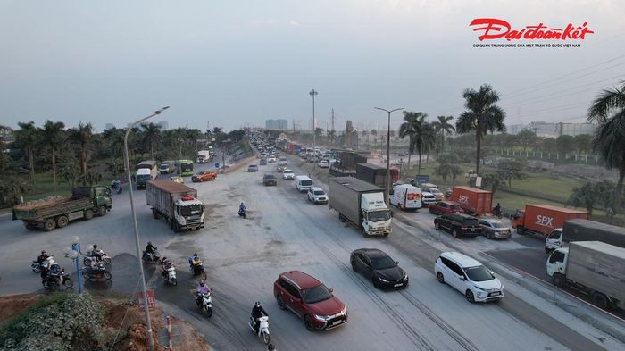Hệ thống trạm cân tự động tại cầu Thăng Long được đầu tư nhằm kiểm soát tải trọng phương tiện bằng công nghệ.