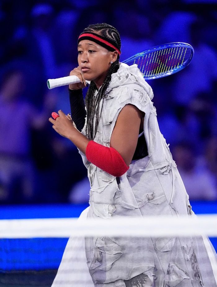  Naomi Osaka xuất hiện ấn tượng tại US Open năm nay, tiếp tục củng cố vị trí biểu tượng thời trang của quần vợt. Ảnh: Eduardo Munoz/Reuters. 