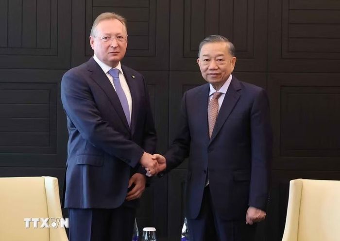  Tổng Bí thư, Chủ tịch nước Tô Lâm tiếp ông Sergei Kudryashov, Tổng giám đốc Công ty Cổ phần Zarubezhneft. Ảnh: Thống Nhất/TTXVN.
