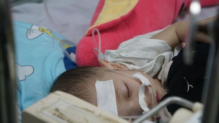 Liên tiếp bệnh nhân nặng vì sốt xuất huyết. Ảnh minh họa: Nguyễn Thuận.
