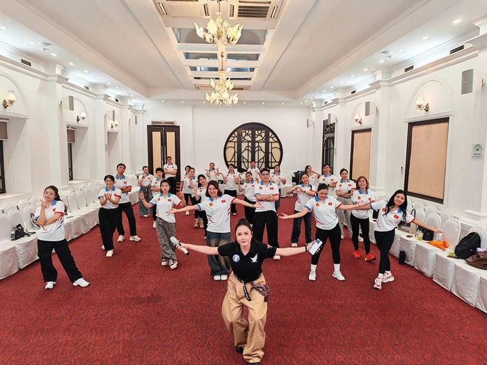 Các học viên tham gia chương trình tập huấn