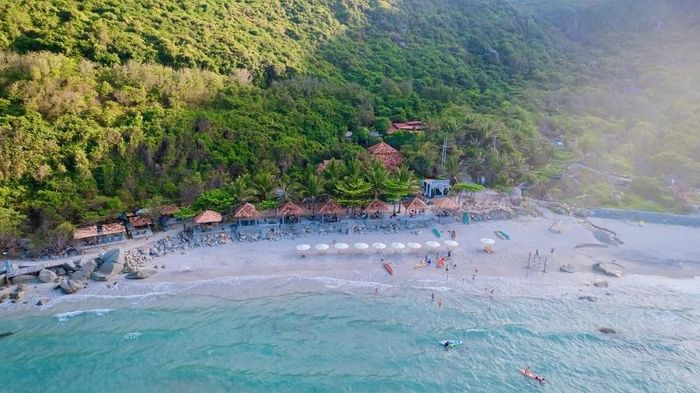 Du lịch Khánh Hòa đang đặt ra yêu cầu phải đổi mới phương thức quản lý, nâng cao chất lượng phục vụ, đáp ứng ngày càng tốt hơn nhu cầu đa dạng của du khách