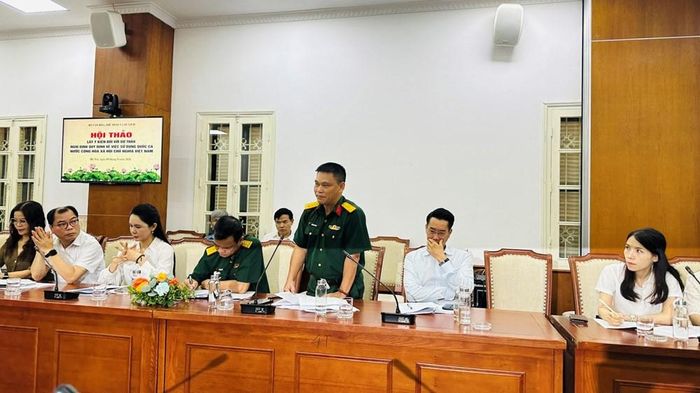 Thiếu tá Trần Kim Phụng, Tổng cục Chính trị Quân đội nhân dân Việt Nam đóng góp tại Hội thảo