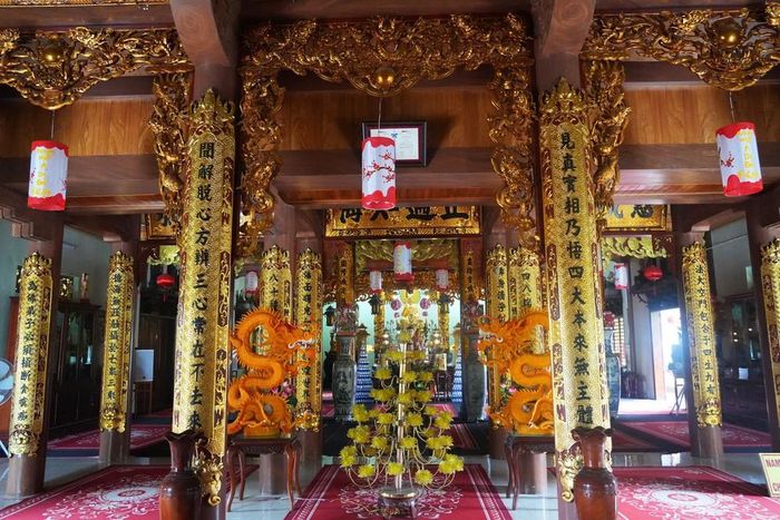 Với kiến trúc nổi bật, chùa Cam Lộ không chỉ là trung tâm sinh hoạt Phật giáo của phật tử tại địa phương mà còn là điểm hành hương của tăng ni, phật tử trong và ngoài tỉnh. Ảnh: Tường Vi – TTXVN