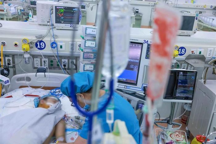 SXHD có thể diễn tiến nhanh và khó lường, đặc biệt ở những người có bệnh nền như đái tháo đường, bệnh gan hoặc bệnh thận mạn tính