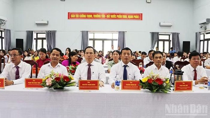Đại biểu tham dự lễ trao giải. (Ảnh: ANH QUÂN)