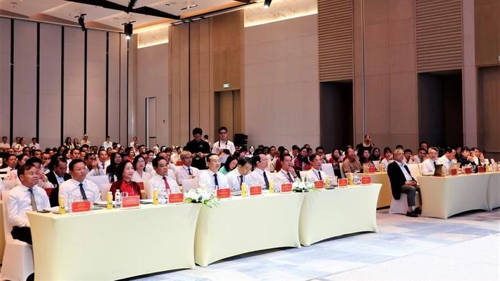 Quang cảnh hội nghị. (Ảnh: QT)