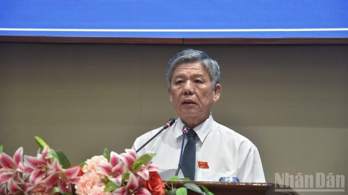 Đồng chí Ngô Chí Cường phát biểu tại kỳ họp. (Ảnh: NGUYỄN SỰ).