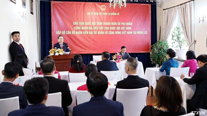 Chủ tịch Quốc hội Trần Thanh Mẫn phát biểu tại buổi gặp gỡ. (Ảnh: Doãn Tấn/TTXVN)