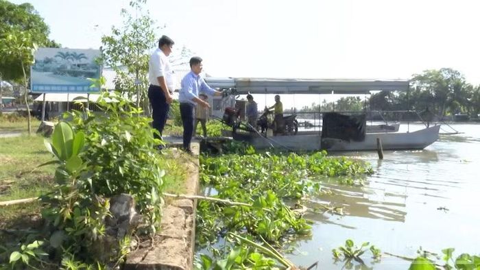 Thành phố Cần Thơ tăng cường kiểm tra quan trắc độ mặn nhằm cung cấp thông tin kịp thời cho người dân. (Ảnh: VĂN ÚT)