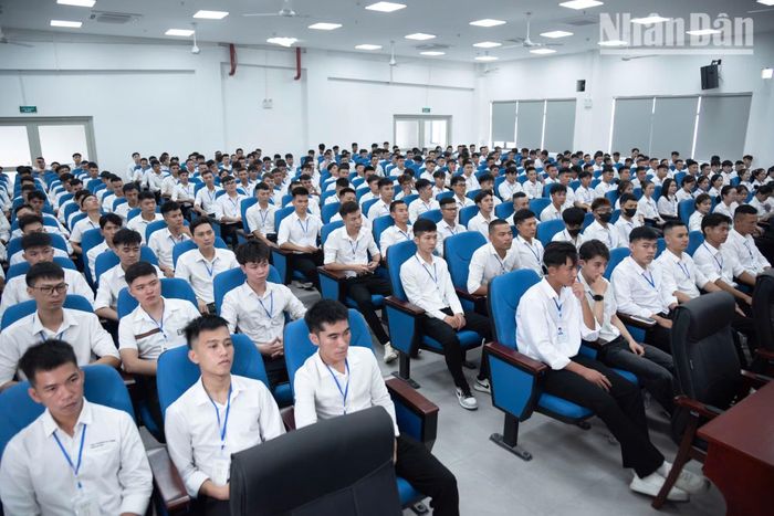 Khóa đào tạo có sự tham gia của 290 học viên khóa 27 của năm 2026 đã được người sử dụng lao động Hàn Quốc lựa chọn sang làm việc tại nước này.